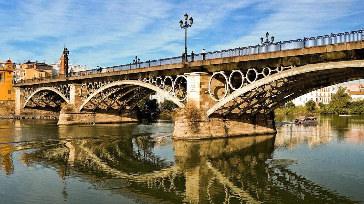 Apartamento En La Mejor Zona De Triana, Junto Al Puente Sevilla Exterior foto